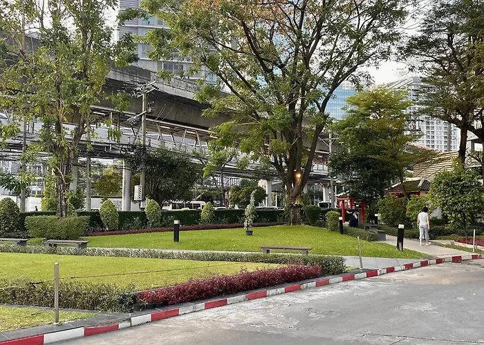 Modern Luxury Escape Bts Udom Suk 0m Lejlighed Bangkok